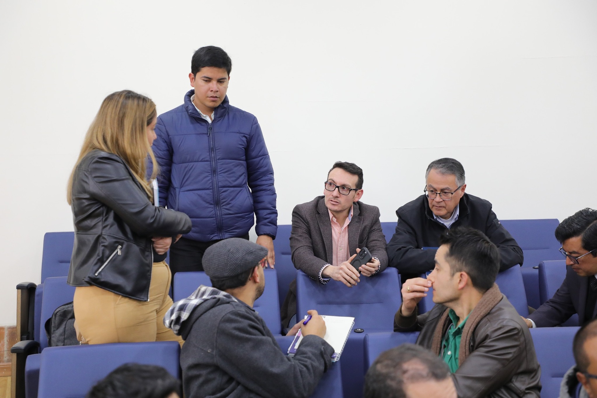 lideres 8